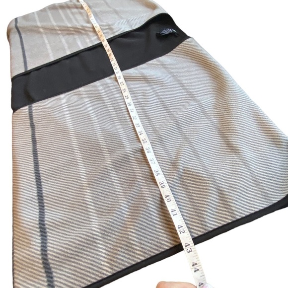 Ike Behar Womens Wrap Poncho Grey White Reversible Cape - Picture 6 of 7